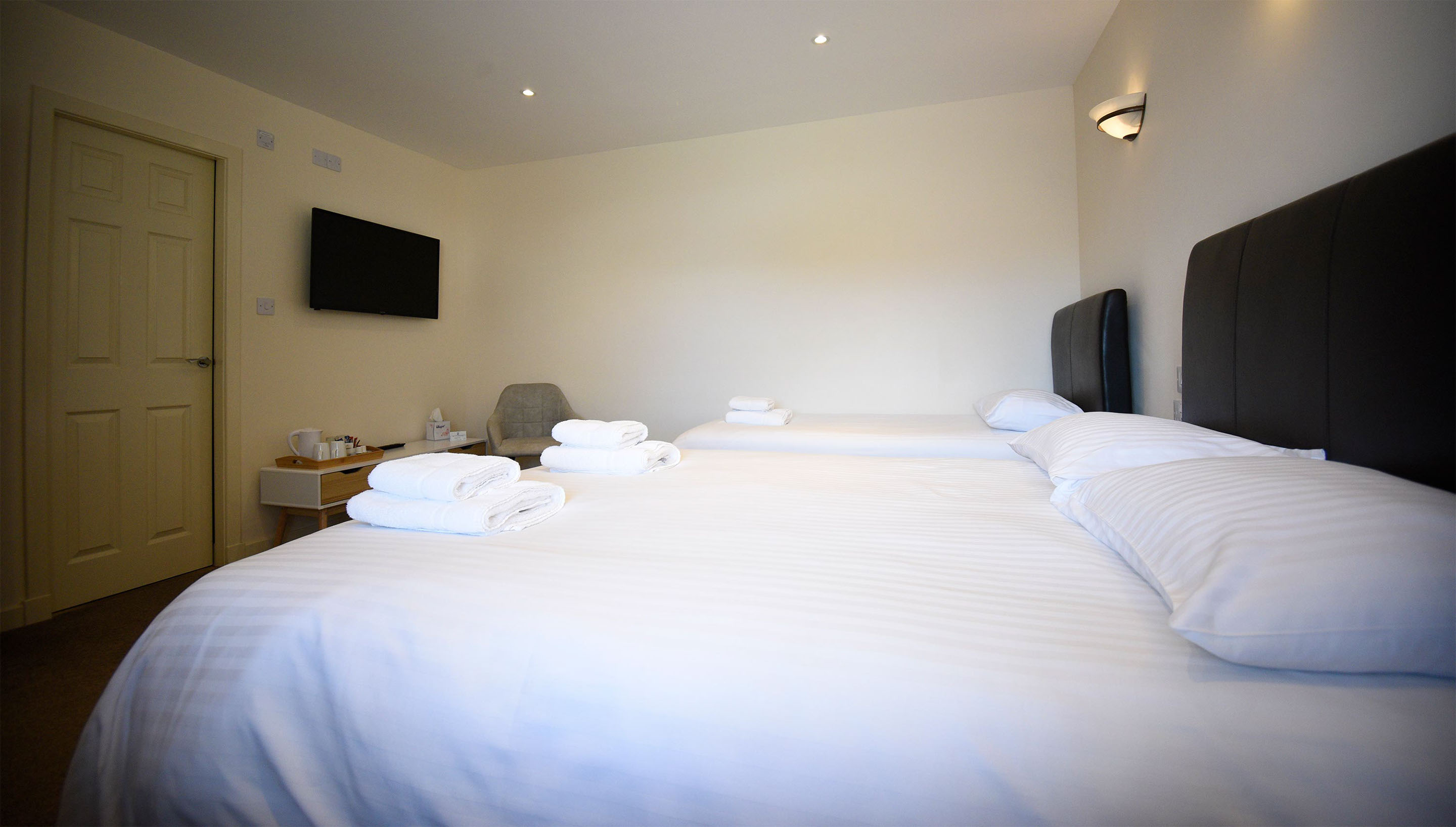 Family room Accommodation in Portree at The Caledonian with En Suite Bathrooms and Tea and Coffee making facilities